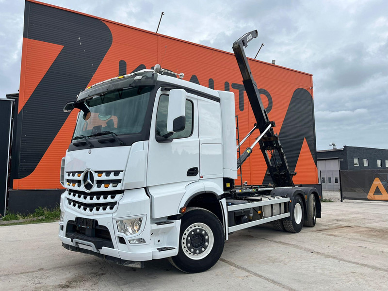 Mercedes-Benz Arocs 2542 6x2*4 JOAB 20 ton / L=5400 mm - משאית הרמת וו: תמונה 2 Mercedes-Benz Arocs 2542 6x2*4 JOAB 20 ton / L=5400 mm - משאית הרמת וו: תמונה 2