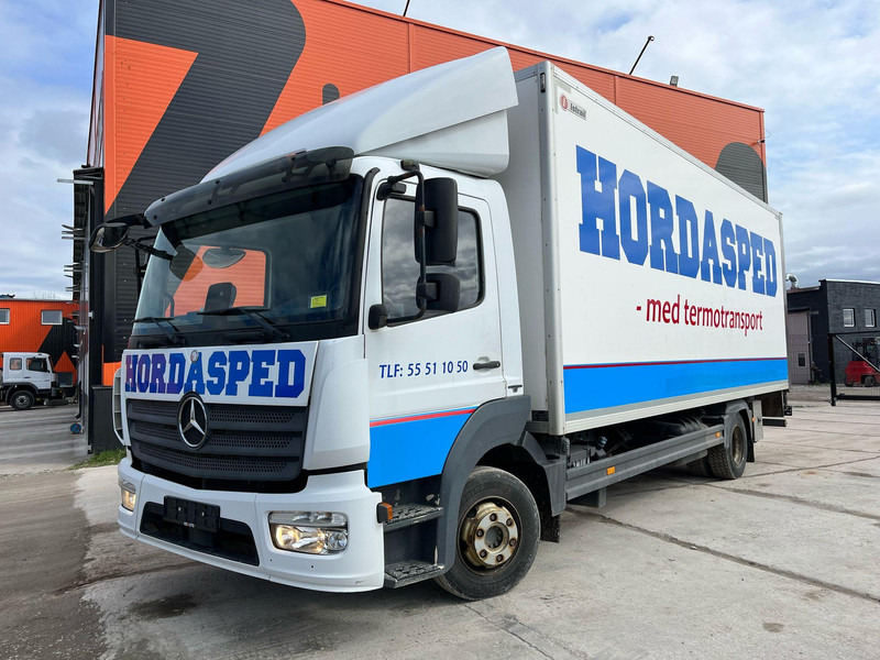 Mercedes-Benz Atego 1018 4x2 BOX L=6477 mm - משאית תיבה: תמונה 2 Mercedes-Benz Atego 1018 4x2 BOX L=6477 mm - משאית תיבה: תמונה 2