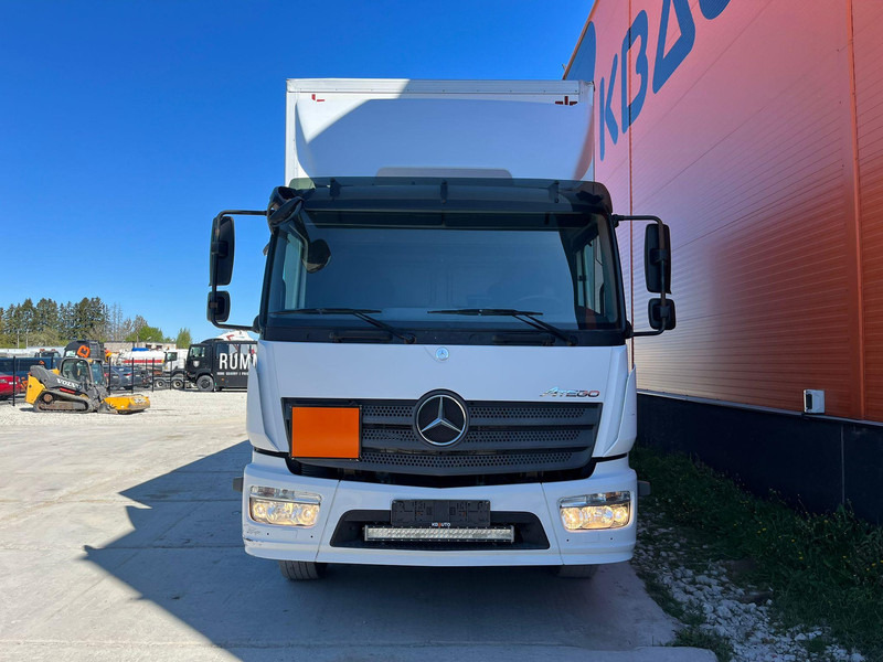 Mercedes-Benz Atego 1524 4x2 BOX L=7547mm - משאית תיבה: תמונה 3 Mercedes-Benz Atego 1524 4x2 BOX L=7547mm - משאית תיבה: תמונה 3