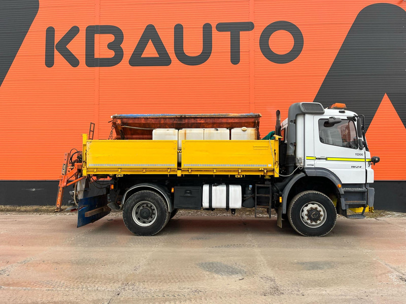 Mercedes-Benz Axor 1824 4x4 POSSIBLE TO BUY WITH SPREADER & FRONT PLOW - מזהיר: תמונה 5 Mercedes-Benz Axor 1824 4x4 POSSIBLE TO BUY WITH SPREADER & FRONT PLOW - מזהיר: תמונה 5