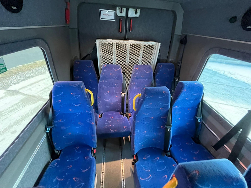 מיניבוס, כלי רכב מסחרי לנוסעים Mercedes-Benz Sprinter 515 CDI 19 SEATS / WHEELCHAIR RAMP: תמונה 16 מיניבוס, כלי רכב מסחרי לנוסעים Mercedes-Benz Sprinter 515 CDI 19 SEATS / WHEELCHAIR RAMP: תמונה 16