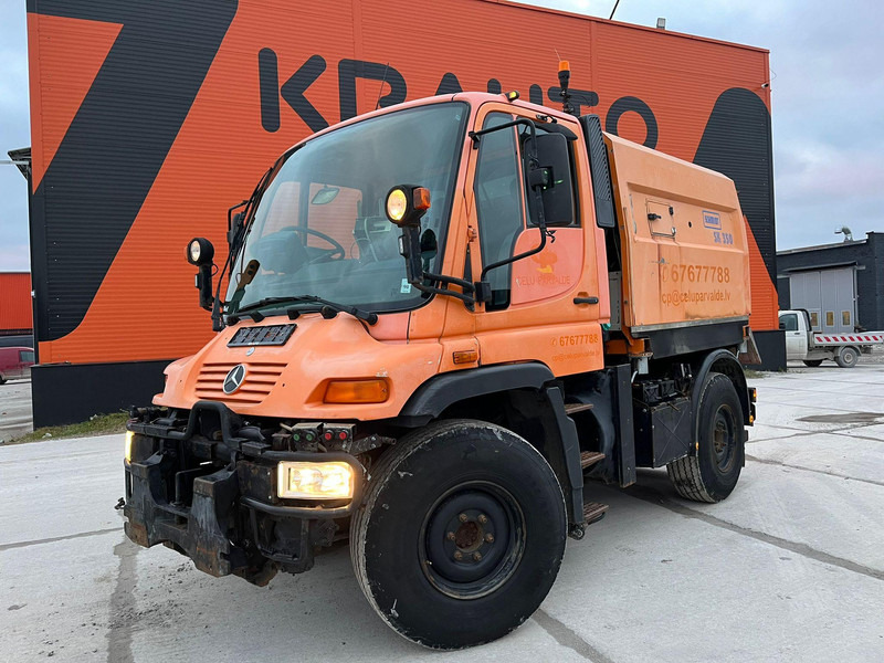 Mercedes-Benz UNIMOG U 300 4x4 TRILETY SK / 6918 hours - מטאטא כבישים: תמונה 2 Mercedes-Benz UNIMOG U 300 4x4 TRILETY SK / 6918 hours - מטאטא כבישים: תמונה 2