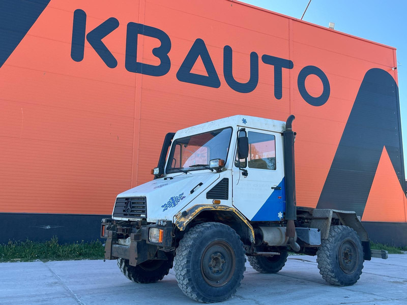 Mercedes-Benz Unimog U130 4x4 - יחידת טרקטור: תמונה 1 Mercedes-Benz Unimog U130 4x4 - יחידת טרקטור: תמונה 1