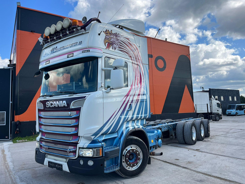 Scania R560 8x4*4 9 TON FRONT AXLE / RETARDER / CHASSIS L=9130 mm - משאית עם שלדת תא: תמונה 2 Scania R560 8x4*4 9 TON FRONT AXLE / RETARDER / CHASSIS L=9130 mm - משאית עם שלדת תא: תמונה 2