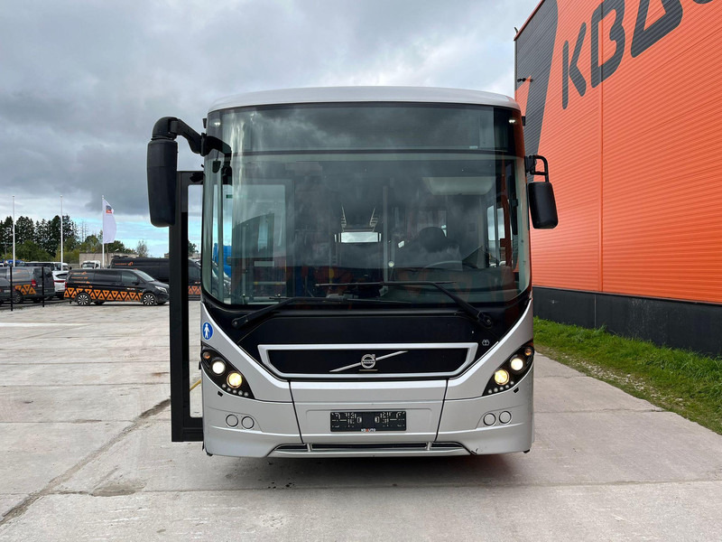 Volvo B8R 8900 LE 6x2*4 44 SEATS + 53 STANDING / AC / AUXILIARY HEATER - אוטובוס פרברים: תמונה 2 Volvo B8R 8900 LE 6x2*4 44 SEATS + 53 STANDING / AC / AUXILIARY HEATER - אוטובוס פרברים: תמונה 2