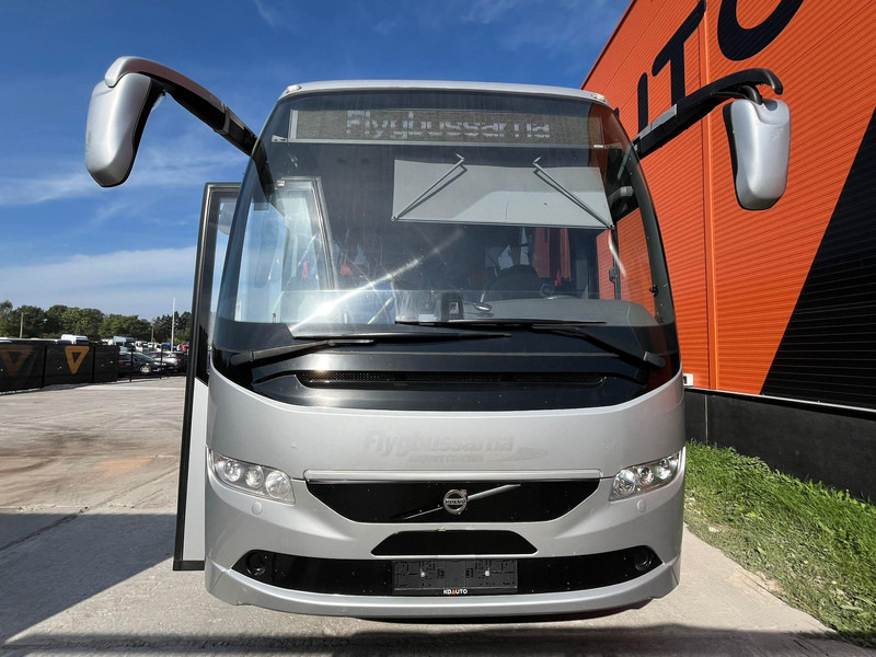 Volvo B8R 9700 H 6x2*4 61+1 SEATS / AC / AUXILIARY HEATER / WC - אוטובוס בין עירוני: תמונה 2 Volvo B8R 9700 H 6x2*4 61+1 SEATS / AC / AUXILIARY HEATER / WC - אוטובוס בין עירוני: תמונה 2