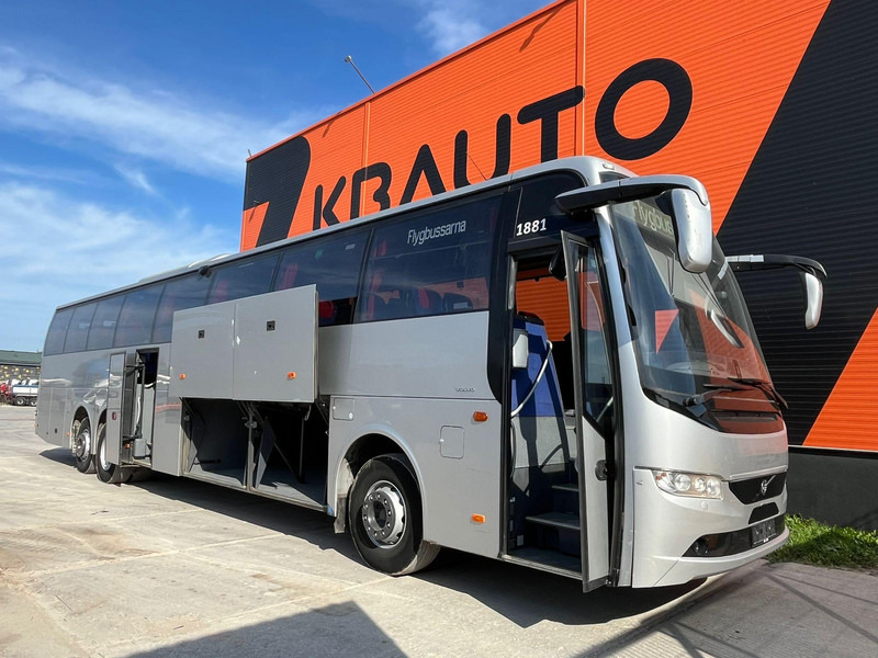 Volvo B8R 9700 H 6x2*4 61+1 SEATS / AC / AUXILIARY HEATER / WC - אוטובוס בין עירוני: תמונה 1 Volvo B8R 9700 H 6x2*4 61+1 SEATS / AC / AUXILIARY HEATER / WC - אוטובוס בין עירוני: תמונה 1