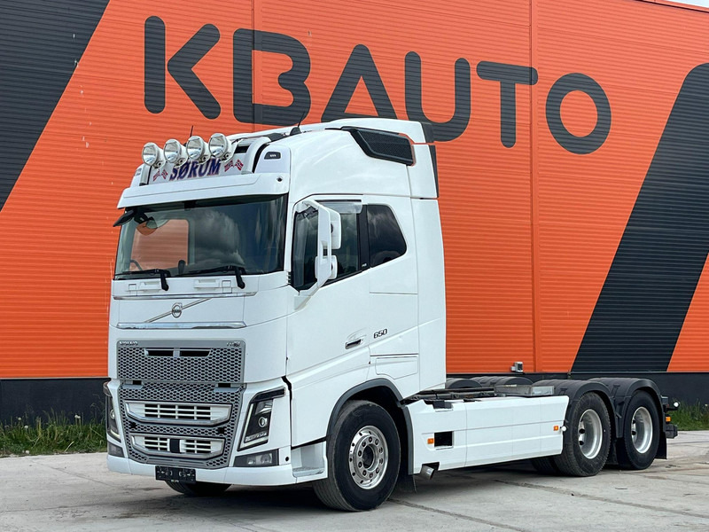 Volvo FH 16 650 6x2 9 TON FRONT AXLE / RETARDER / CHASSIS L=6100 mm - משאית עם שלדת תא: תמונה 1 Volvo FH 16 650 6x2 9 TON FRONT AXLE / RETARDER / CHASSIS L=6100 mm - משאית עם שלדת תא: תמונה 1
