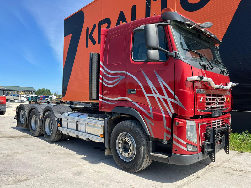 Volvo FH 16 700 8x4*4 HIAB XR 24 ton / L=5800 mm - משאית הרמת וו: תמונה 4 Volvo FH 16 700 8x4*4 HIAB XR 24 ton / L=5800 mm - משאית הרמת וו: תמונה 4
