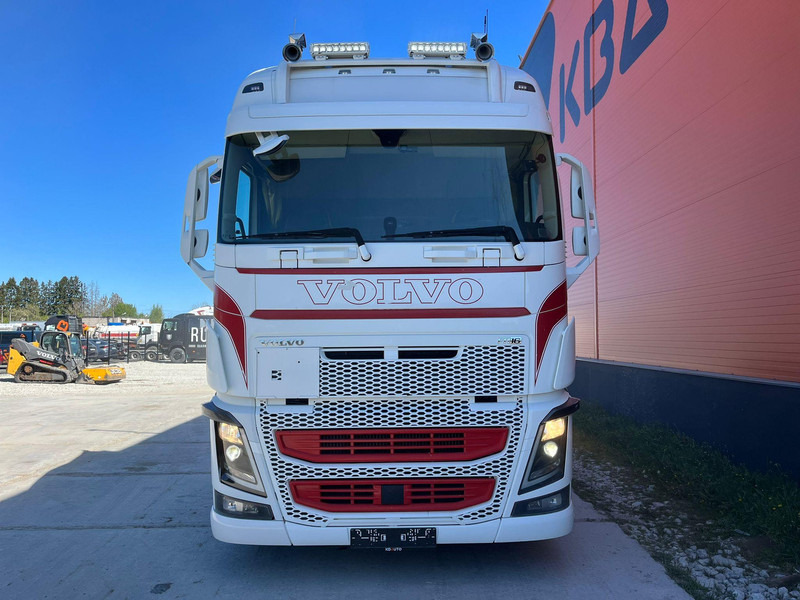 Volvo FH 16 750 6x2 RETARDER / HYDRAULICS / DOUBLE BOGIE / FULL AIR / ADR / GLOBE XL - יחידת טרקטור: תמונה 3 Volvo FH 16 750 6x2 RETARDER / HYDRAULICS / DOUBLE BOGIE / FULL AIR / ADR / GLOBE XL - יחידת טרקטור: תמונה 3