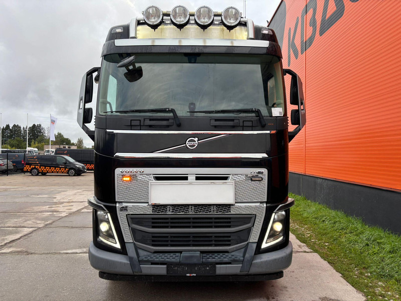 Volvo FH 16 750 6x4 GCW 90 ton / RETARDER - יחידת טרקטור: תמונה 3 Volvo FH 16 750 6x4 GCW 90 ton / RETARDER - יחידת טרקטור: תמונה 3