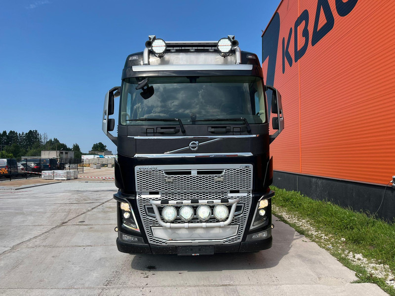 Volvo FH 16 750 8x4 HMF2620K-5 / WINCH / PLATFORM L=7100 mm - משאית צד נופל/ שטוחה, משאית מנוף: תמונה 3 Volvo FH 16 750 8x4 HMF2620K-5 / WINCH / PLATFORM L=7100 mm - משאית צד נופל/ שטוחה, משאית מנוף: תמונה 3