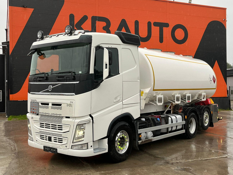 Volvo FH 500 6x2 TANK 22150 l / 6950+4700+4650+5850 l - משאית מכל: תמונה 1 Volvo FH 500 6x2 TANK 22150 l / 6950+4700+4650+5850 l - משאית מכל: תמונה 1