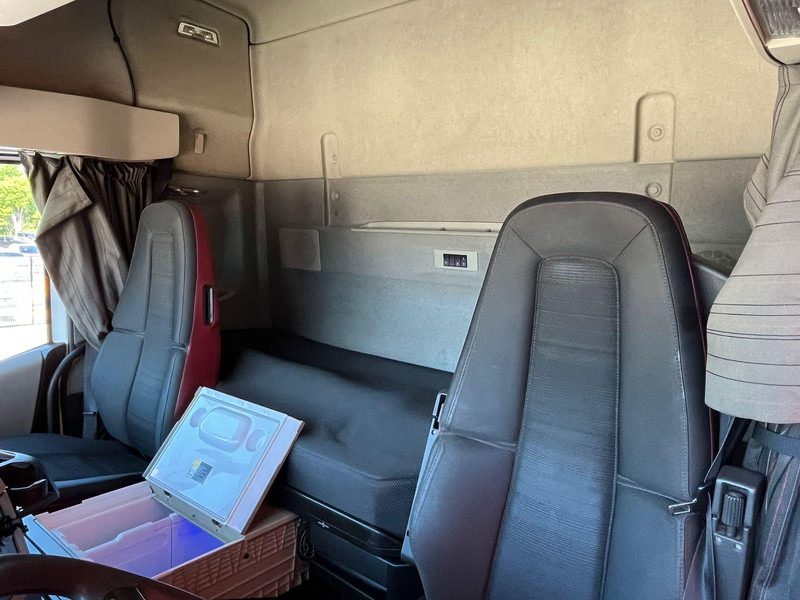 מוביל מכולות/ משאית החלפת גוף Volvo FH 540 6x2 RETARDER: תמונה 17