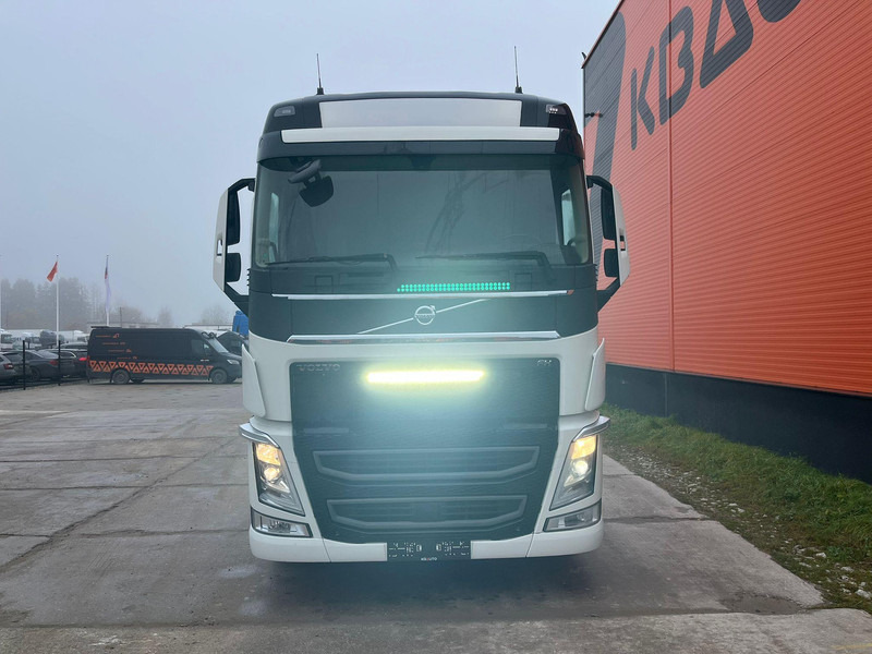 Volvo FH 540 8x4*4 CHASSIS L=7137 mm - משאית עם שלדת תא: תמונה 3 Volvo FH 540 8x4*4 CHASSIS L=7137 mm - משאית עם שלדת תא: תמונה 3