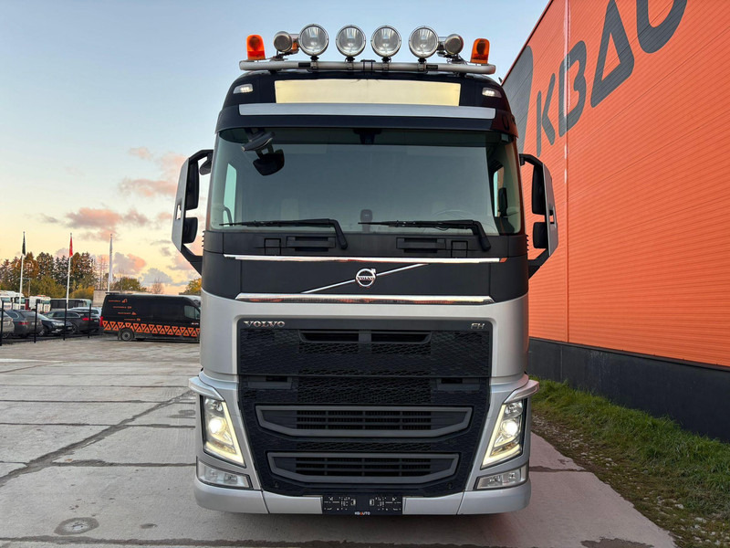 Volvo FH 540 8x4*4 PALFINGER PK 33002 EH / PLATFORM L=7049 mm - משאית צד נופל/ שטוחה, משאית מנוף: תמונה 3 Volvo FH 540 8x4*4 PALFINGER PK 33002 EH / PLATFORM L=7049 mm - משאית צד נופל/ שטוחה, משאית מנוף: תמונה 3