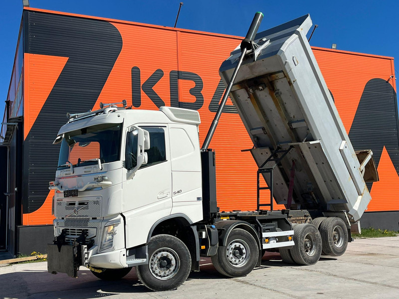 Volvo FH 540 8x4 RETARDER / TANDEM AXLE LIFT / BIG AXLES / BOX L=5704 mm - מזהיר: תמונה 2 Volvo FH 540 8x4 RETARDER / TANDEM AXLE LIFT / BIG AXLES / BOX L=5704 mm - מזהיר: תמונה 2