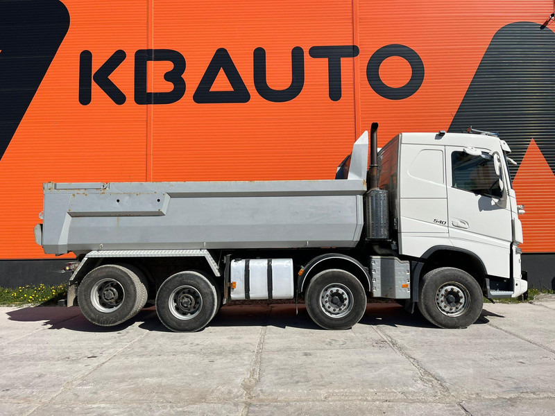 Volvo FH 540 8x4 RETARDER / TANDEM AXLE LIFT / BIG AXLES / BOX L=5704 mm - מזהיר: תמונה 5 Volvo FH 540 8x4 RETARDER / TANDEM AXLE LIFT / BIG AXLES / BOX L=5704 mm - מזהיר: תמונה 5