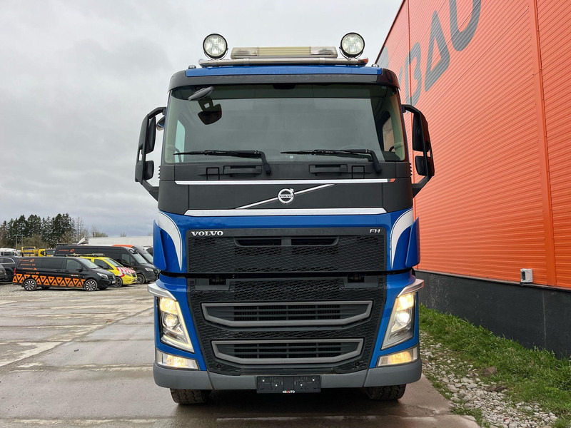 Volvo FH 540 8x4 TANDEM AXLE LIFT / BIG AXLES / BOX L=5652 mm - מזהיר: תמונה 3 Volvo FH 540 8x4 TANDEM AXLE LIFT / BIG AXLES / BOX L=5652 mm - מזהיר: תמונה 3