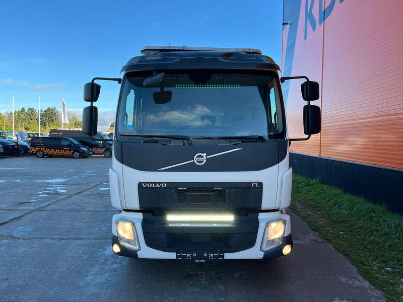 Volvo FL 250 4x2 PALFINGER PK 12.501 / PLATFORM L=5019 mm - משאית צד נופל/ שטוחה, משאית מנוף: תמונה 3 Volvo FL 250 4x2 PALFINGER PK 12.501 / PLATFORM L=5019 mm - משאית צד נופל/ שטוחה, משאית מנוף: תמונה 3