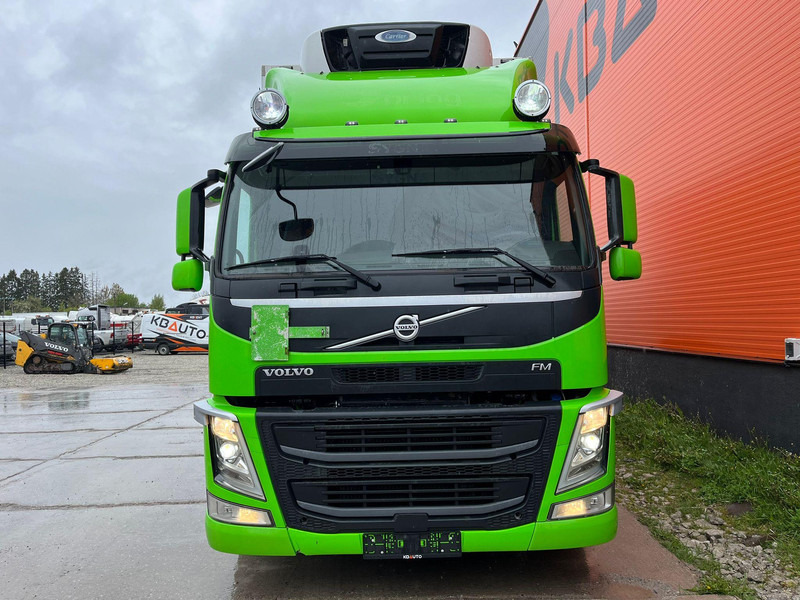 Volvo FM 370 6x2*4 SUPRA 850 / BOX L=7430 mm - משאית קירור: תמונה 3 Volvo FM 370 6x2*4 SUPRA 850 / BOX L=7430 mm - משאית קירור: תמונה 3