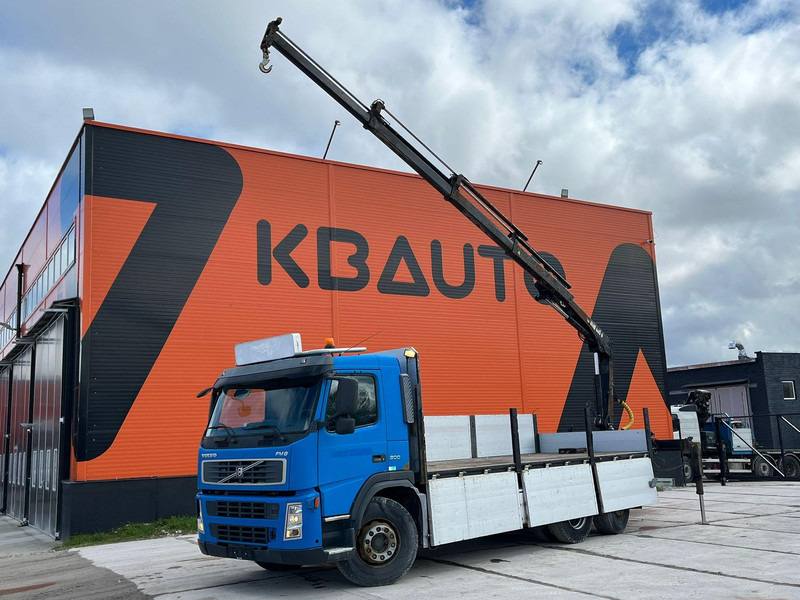 Volvo FM 9 300 6x2*4 HIAB 085D-3 / PLATFORM L=6320 mm - משאית צד נופל/ שטוחה, משאית מנוף: תמונה 1 Volvo FM 9 300 6x2*4 HIAB 085D-3 / PLATFORM L=6320 mm - משאית צד נופל/ שטוחה, משאית מנוף: תמונה 1
