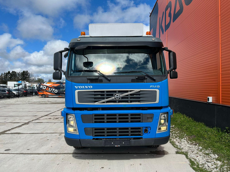 Volvo FM 9 300 6x2*4 HIAB 085D-3 / PLATFORM L=6320 mm - משאית צד נופל/ שטוחה, משאית מנוף: תמונה 3 Volvo FM 9 300 6x2*4 HIAB 085D-3 / PLATFORM L=6320 mm - משאית צד נופל/ שטוחה, משאית מנוף: תמונה 3