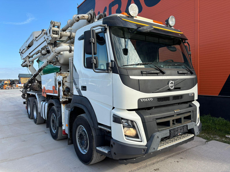 Volvo FMX 500 8x4 PUMI 24-3 - 24 m - 2303 hours / 7 m3 / FULL STEEL - משאית מערבלת בטון: תמונה 4 Volvo FMX 500 8x4 PUMI 24-3 - 24 m - 2303 hours / 7 m3 / FULL STEEL - משאית מערבלת בטון: תמונה 4
