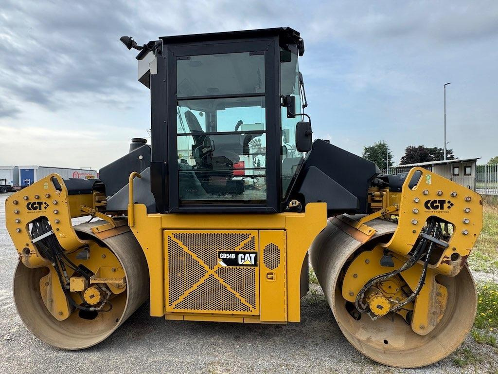 Caterpillar CD54B - רולר כביש: תמונה 5 Caterpillar CD54B - רולר כביש: תמונה 5