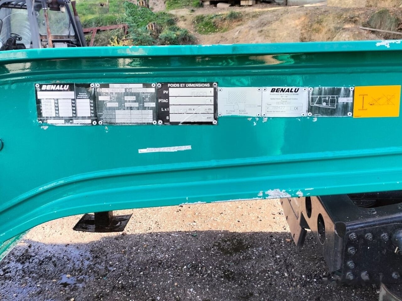 סמיטריילר עם מזהיר Benalu C 34: תמונה 21