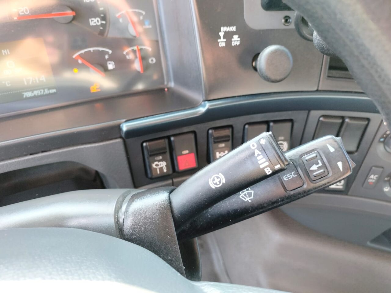 יחידת טרקטור Volvo FH13 500: תמונה 22