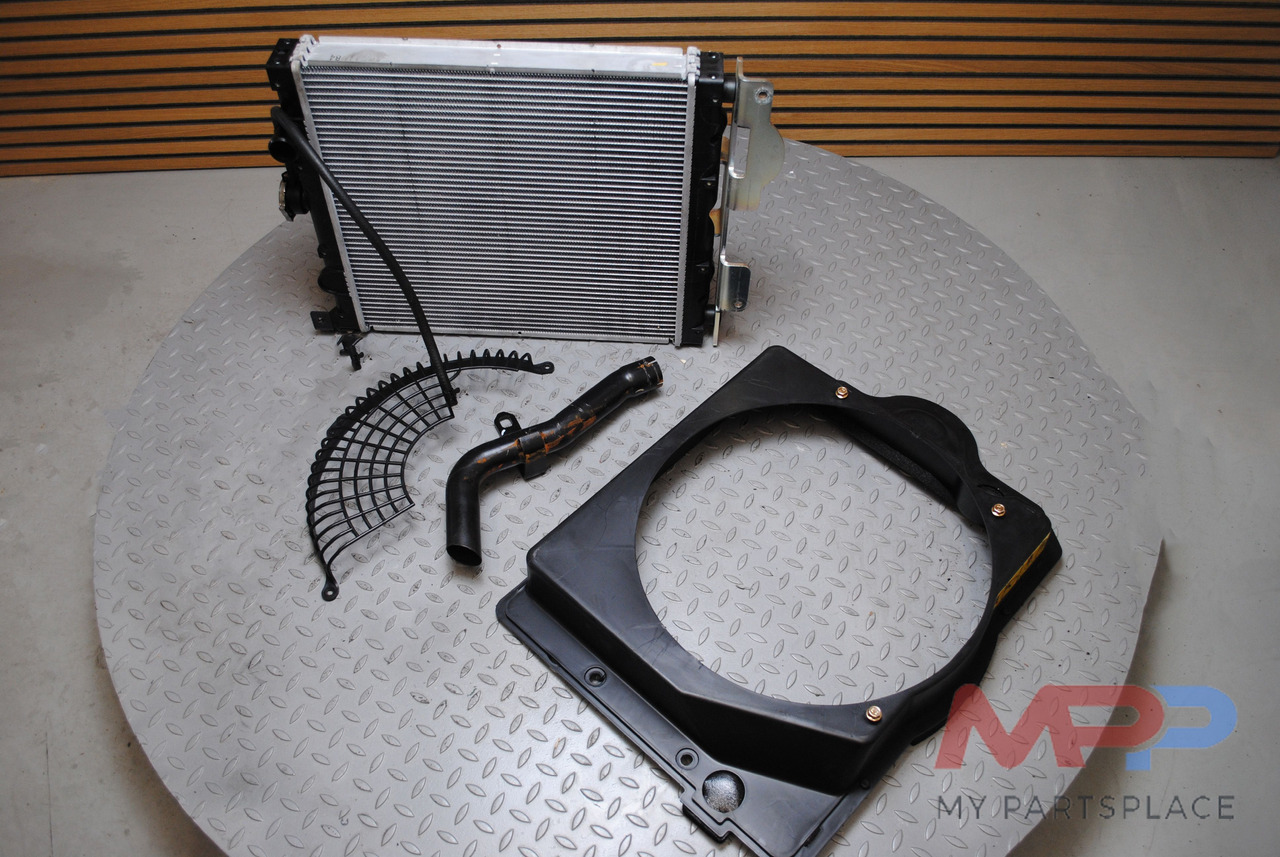 Kubota Radiator - Bobcat Graafmachine 7008808 - רדיאטור עבור מכונת בנייה: תמונה 1 Kubota Radiator - Bobcat Graafmachine 7008808 - רדיאטור עבור מכונת בנייה: תמונה 1