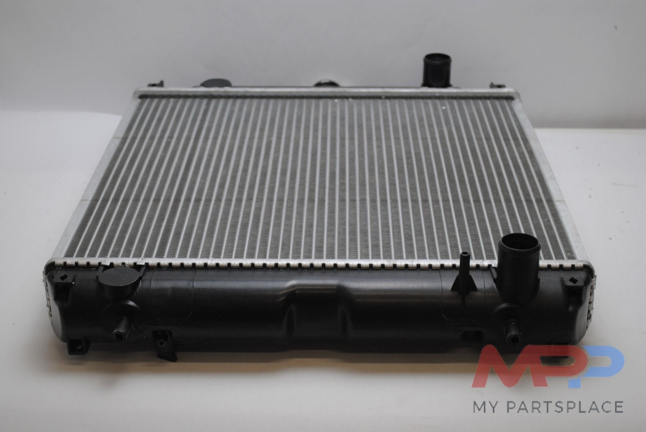 Kubota Radiator Kubota KX135 - מנוע: תמונה 4 Kubota Radiator Kubota KX135 - מנוע: תמונה 4