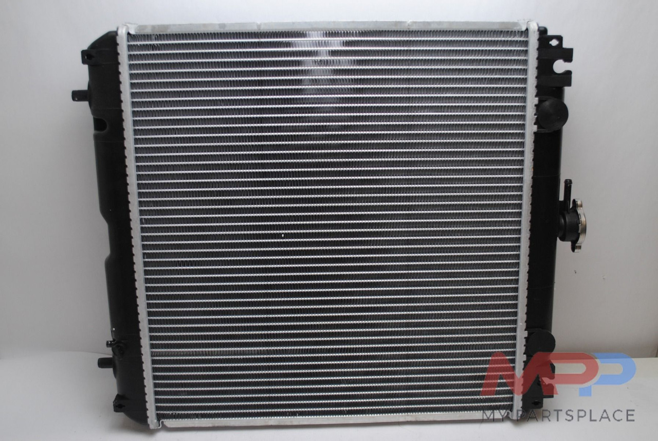 Kubota Radiator Kubota KX135 - מנוע: תמונה 1 Kubota Radiator Kubota KX135 - מנוע: תמונה 1