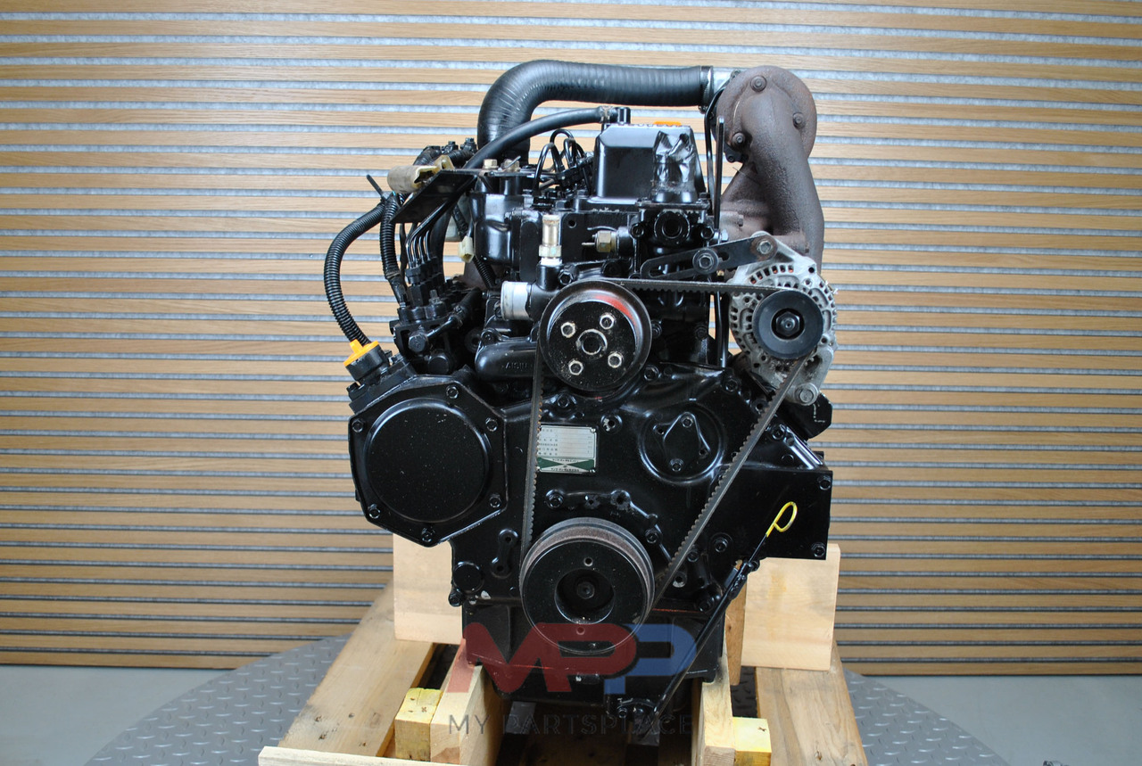 YANMAR 4TNE100 / 4TNE100-T - מנוע עבור מקצרת קומבינה: תמונה 5 YANMAR 4TNE100 / 4TNE100-T - מנוע עבור מקצרת קומבינה: תמונה 5