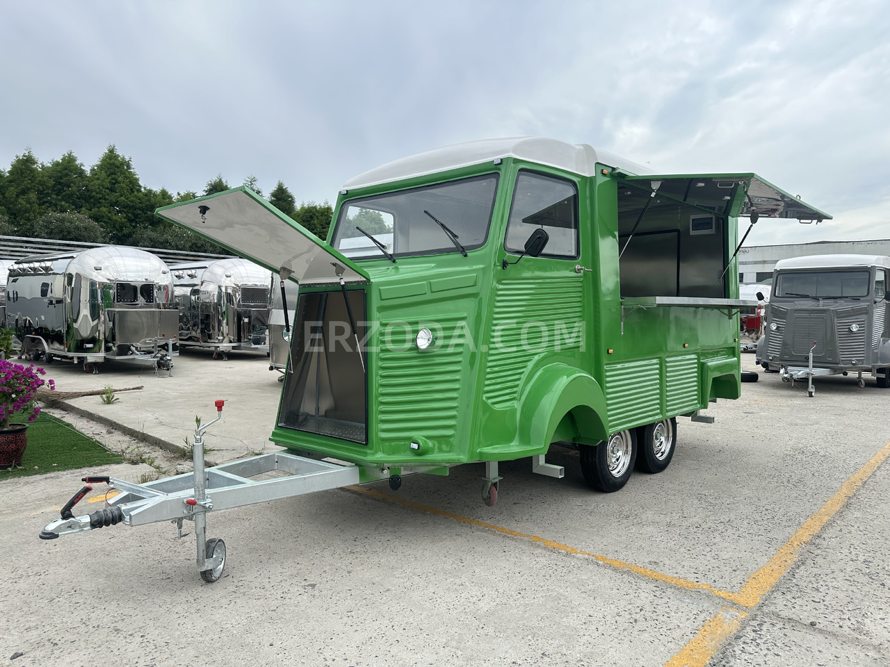 ERZODA ERZODA Catering Trailer | Food Truck | Concession trailer | Food Trailers - קרון נגרר לממכר: תמונה 2 ERZODA ERZODA Catering Trailer | Food Truck | Concession trailer | Food Trailers - קרון נגרר לממכר: תמונה 2