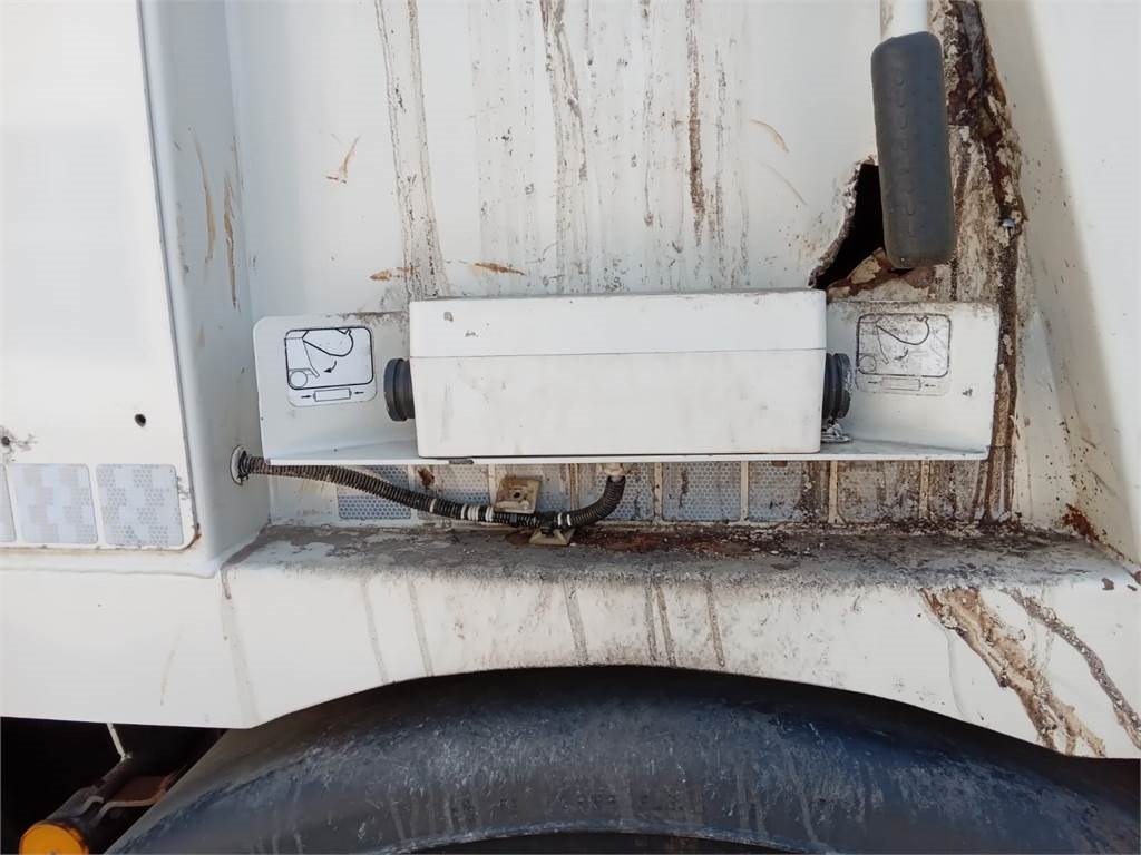 DAF Superstructure garbage truck MOL VDK PUSHER 20m3 - משאית אשפה: תמונה 2 DAF Superstructure garbage truck MOL VDK PUSHER 20m3 - משאית אשפה: תמונה 2