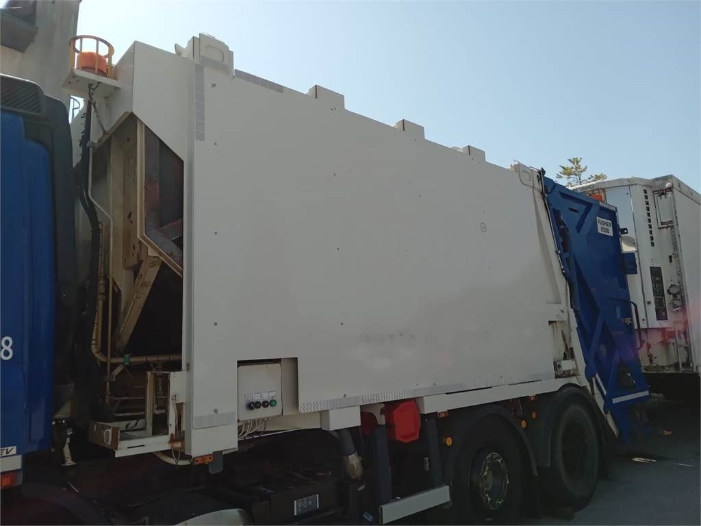 DAF Superstructure garbage truck MOL VDK PUSHER 20m3 - משאית אשפה: תמונה 5 DAF Superstructure garbage truck MOL VDK PUSHER 20m3 - משאית אשפה: תמונה 5