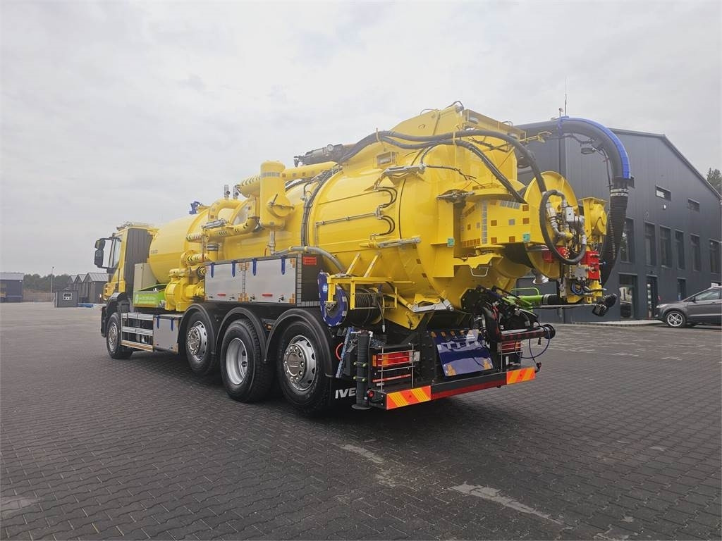 Iveco RAVO WUKO FOR CHANNEL CLEANING druck saug kanal - כלי רכב עירוני/ מיוחד: תמונה 5 Iveco RAVO WUKO FOR CHANNEL CLEANING druck saug kanal - כלי רכב עירוני/ מיוחד: תמונה 5