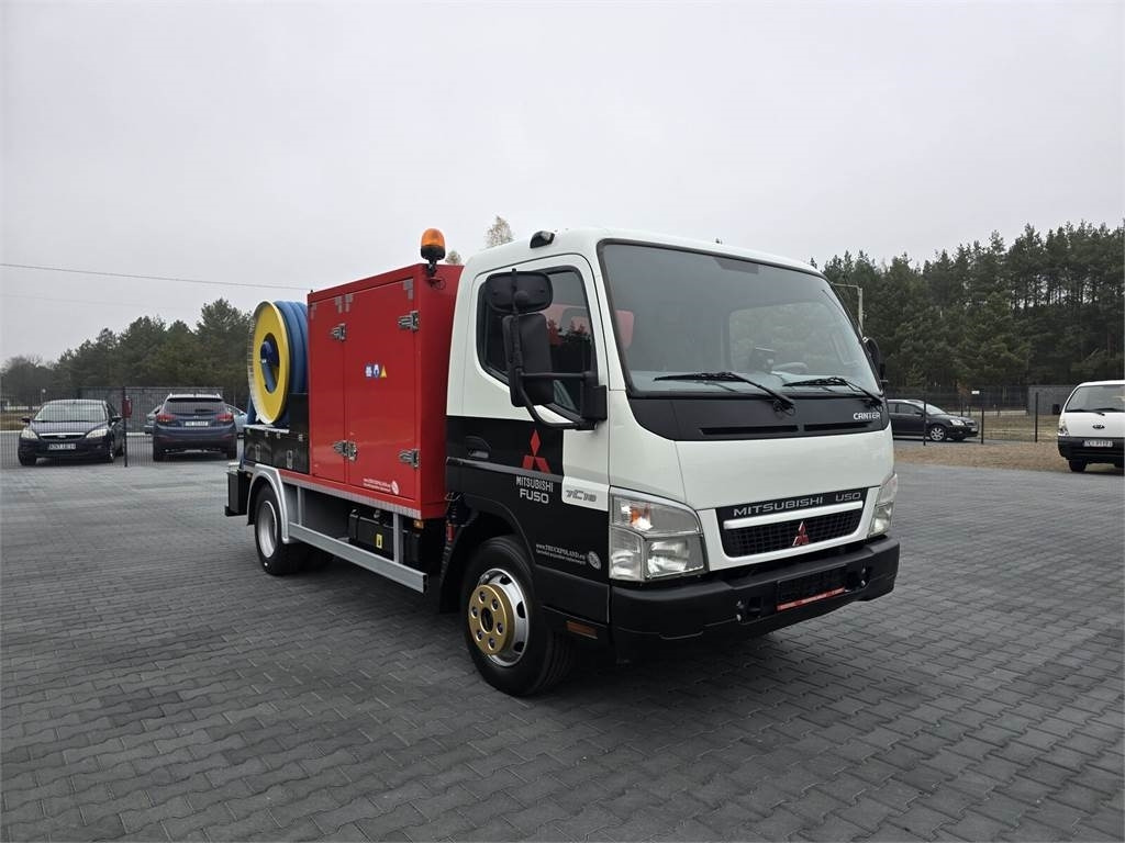 Mitsubishi RIONED COMBI WUKO FOR CLEANING SEWAGE - משאית ואקום: תמונה 2 Mitsubishi RIONED COMBI WUKO FOR CLEANING SEWAGE - משאית ואקום: תמונה 2