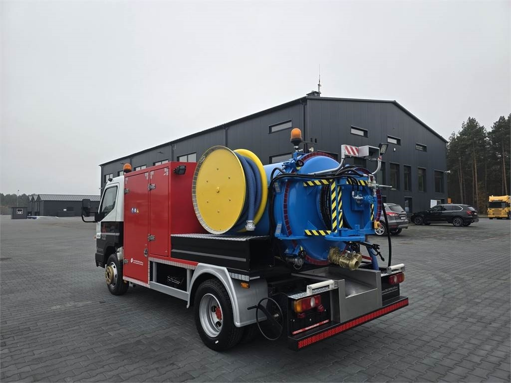 Mitsubishi RIONED COMBI WUKO FOR CLEANING SEWAGE - משאית ואקום: תמונה 4 Mitsubishi RIONED COMBI WUKO FOR CLEANING SEWAGE - משאית ואקום: תמונה 4