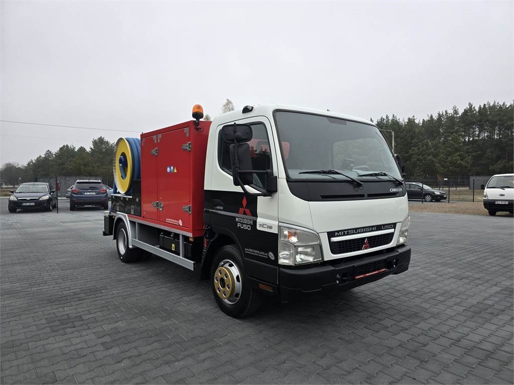 Mitsubishi RIONED COMBI WUKO - משאית ואקום: תמונה 2 Mitsubishi RIONED COMBI WUKO - משאית ואקום: תמונה 2
