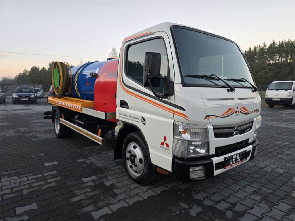 Mitsubishi ROM KOKS SMART COMBI WUKO HOT WATER FOR CLEANING S - משאית ואקום: תמונה 2 Mitsubishi ROM KOKS SMART COMBI WUKO HOT WATER FOR CLEANING S - משאית ואקום: תמונה 2