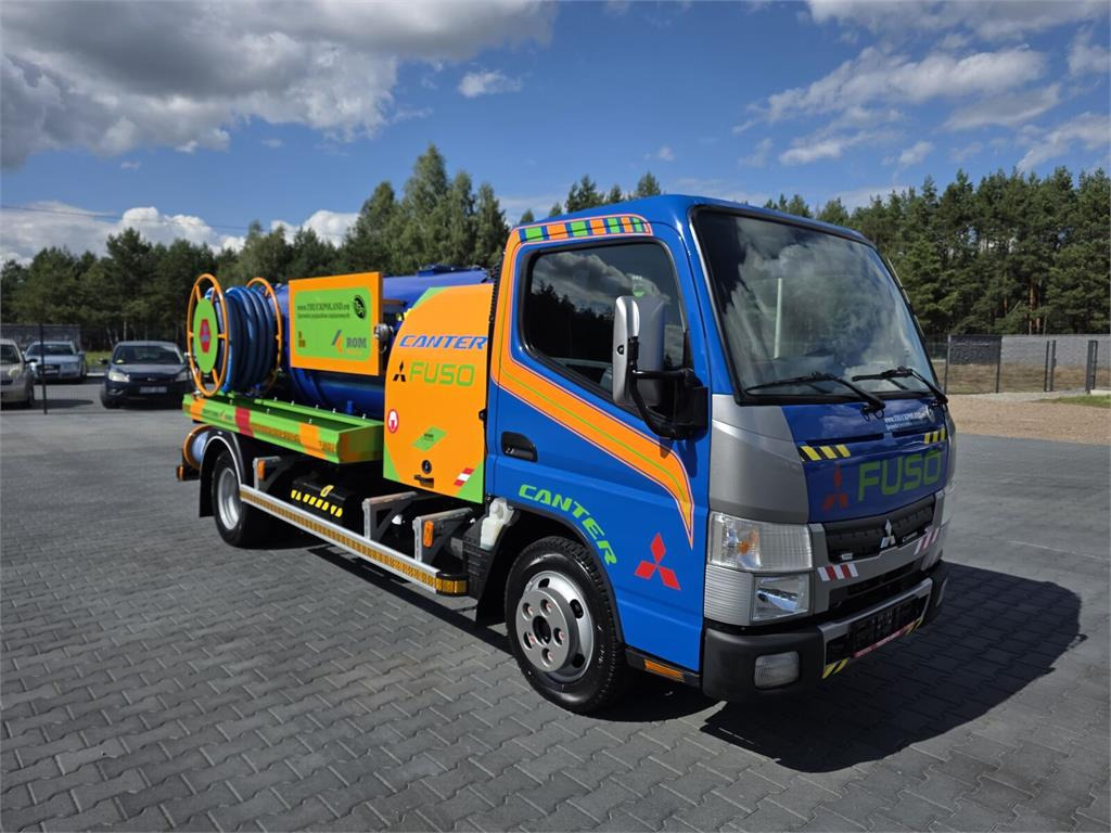 Mitsubishi ROM KOKS SMART COMBI WUKO HOT WATER FOR CLEANING S - כלי רכב עירוני/ מיוחד: תמונה 2 Mitsubishi ROM KOKS SMART COMBI WUKO HOT WATER FOR CLEANING S - כלי רכב עירוני/ מיוחד: תמונה 2