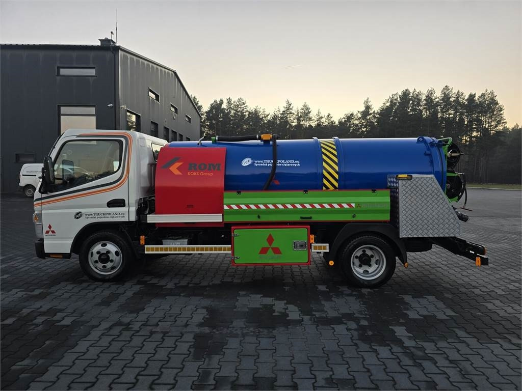 Mitsubishi ROM KOKS SMART COMBI WUKO HOT WATER FOR CLEANING S - משאית ואקום: תמונה 4 Mitsubishi ROM KOKS SMART COMBI WUKO HOT WATER FOR CLEANING S - משאית ואקום: תמונה 4