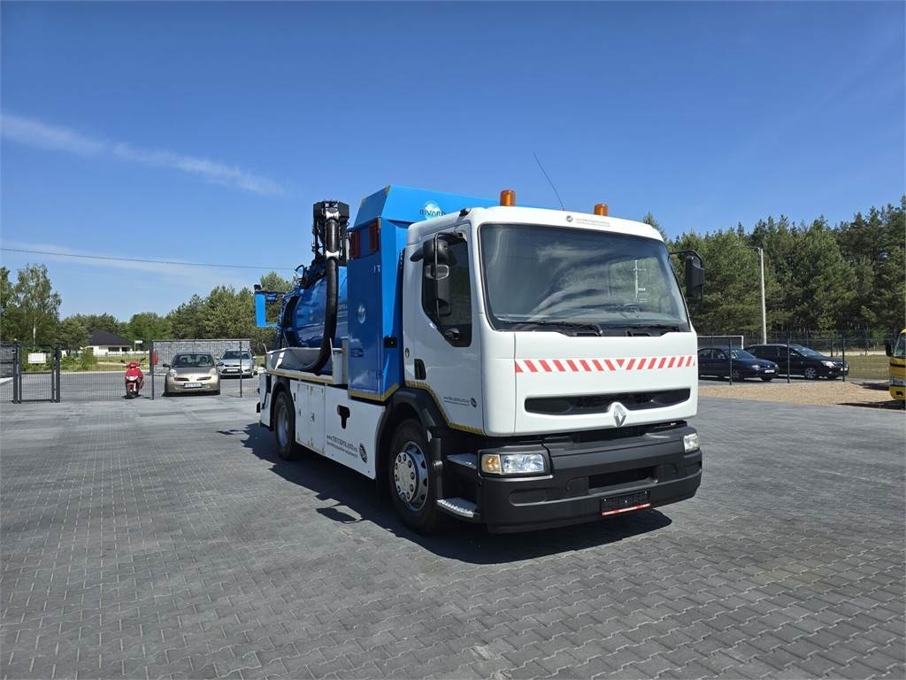 Renault 4x2 WUKO RIVARD for collecting liquid waste - משאית ואקום: תמונה 2 Renault 4x2 WUKO RIVARD for collecting liquid waste - משאית ואקום: תמונה 2