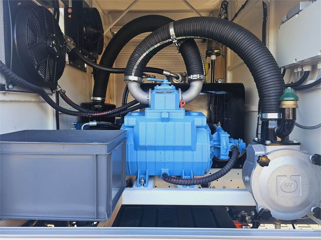 משאית ואקום Renault GAMA KANRO KOMBI 5000 WUKO FOR CHANNEL CLEANING: תמונה 11