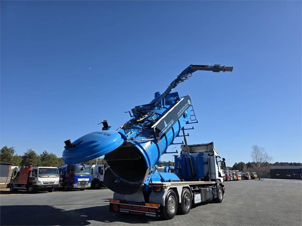 Scania Larsen FlexVac 311 Vacuum suction loader - משאית ואקום: תמונה 1 Scania Larsen FlexVac 311 Vacuum suction loader - משאית ואקום: תמונה 1