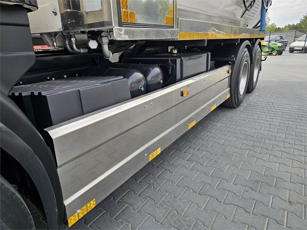 Scania WUKO KAISER EUR-MARK PKL 8.8 FOR COMBI DECK CLEANI - כלי רכב עירוני/ מיוחד: תמונה 2 Scania WUKO KAISER EUR-MARK PKL 8.8 FOR COMBI DECK CLEANI - כלי רכב עירוני/ מיוחד: תמונה 2