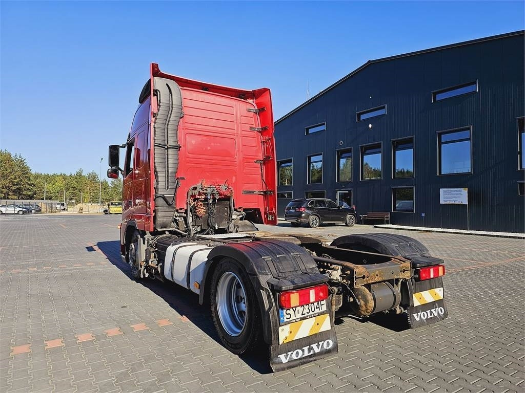 Volvo FH13 XXL MANUAL 420 EURO 5 2011 r MEGA LOW DECK - יחידת טרקטור: תמונה 4 Volvo FH13 XXL MANUAL 420 EURO 5 2011 r MEGA LOW DECK - יחידת טרקטור: תמונה 4